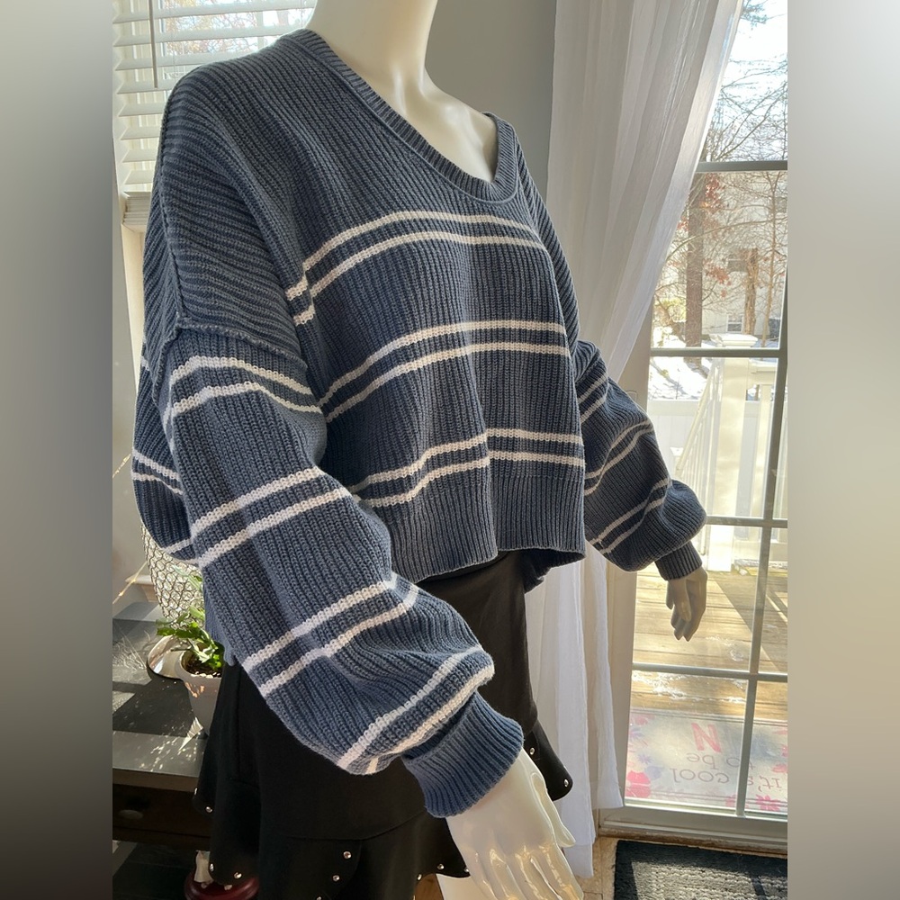 Aerie Blue and White Striped Chunky Drop Shoulder Slouchy Career Woman Medium - Picture 6 of 16
